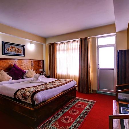 Hotel White Yak Дарджилинг Екстериор снимка