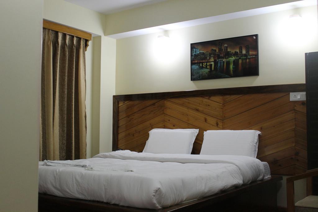 Hotel White Yak Дарджилинг Екстериор снимка