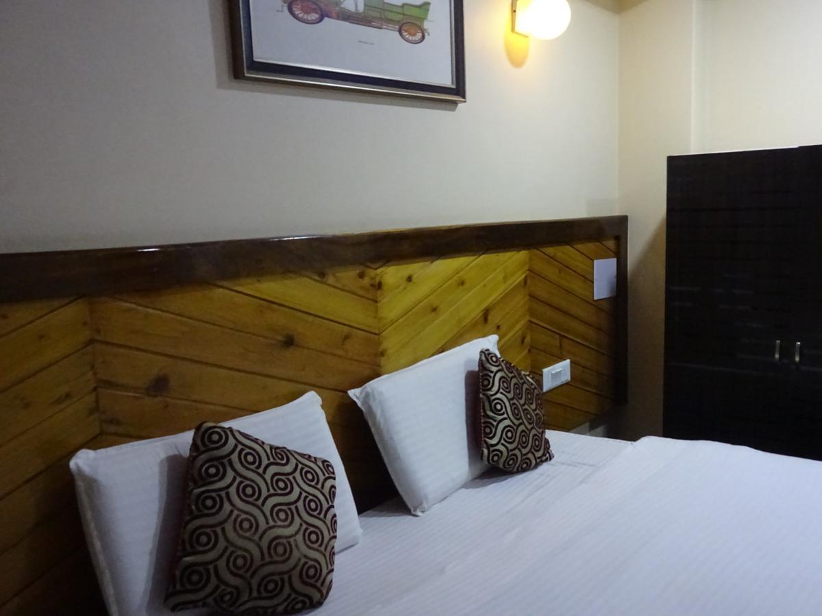 Hotel White Yak Дарджилинг Екстериор снимка