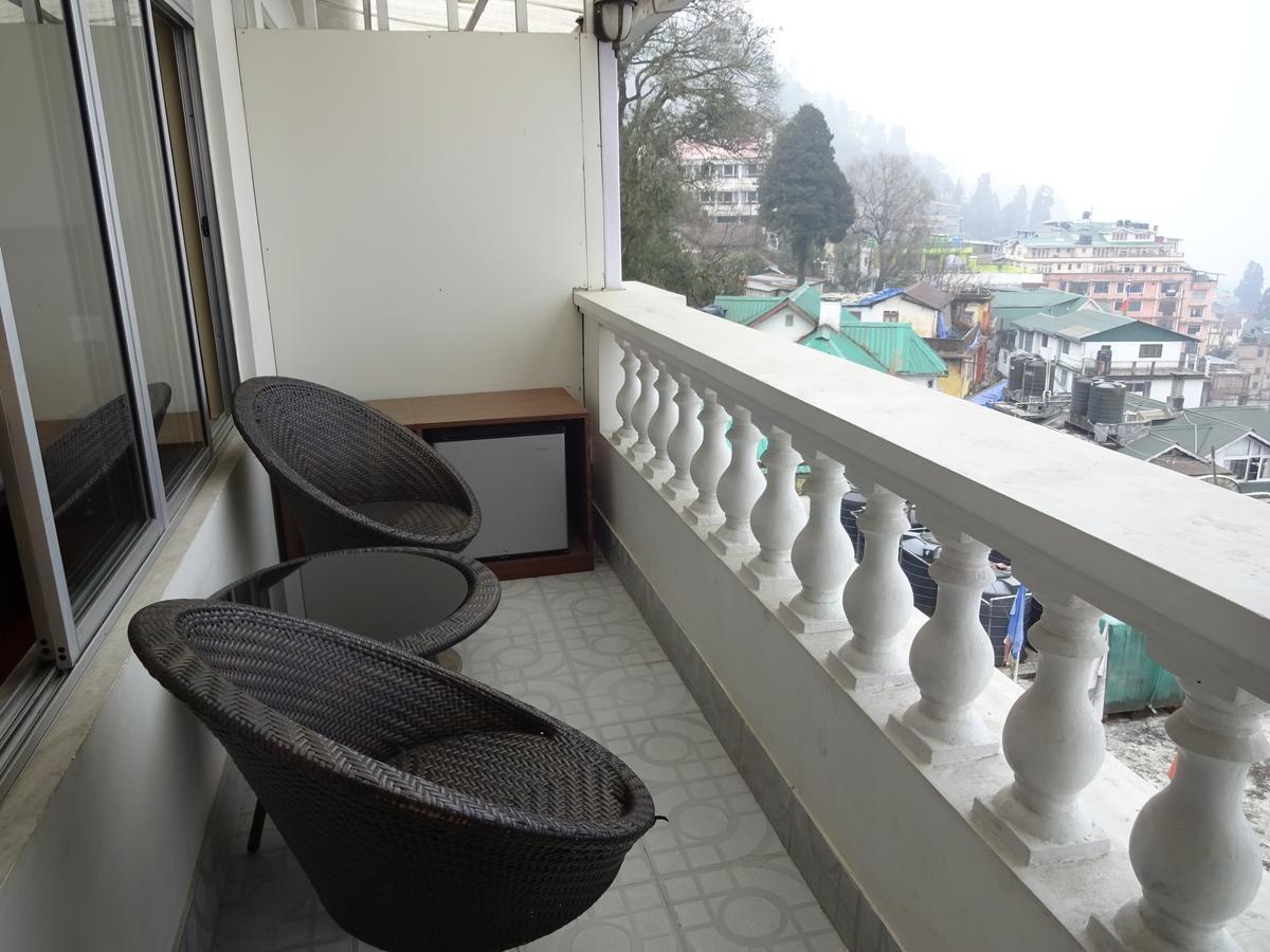 Hotel White Yak Дарджилинг Екстериор снимка