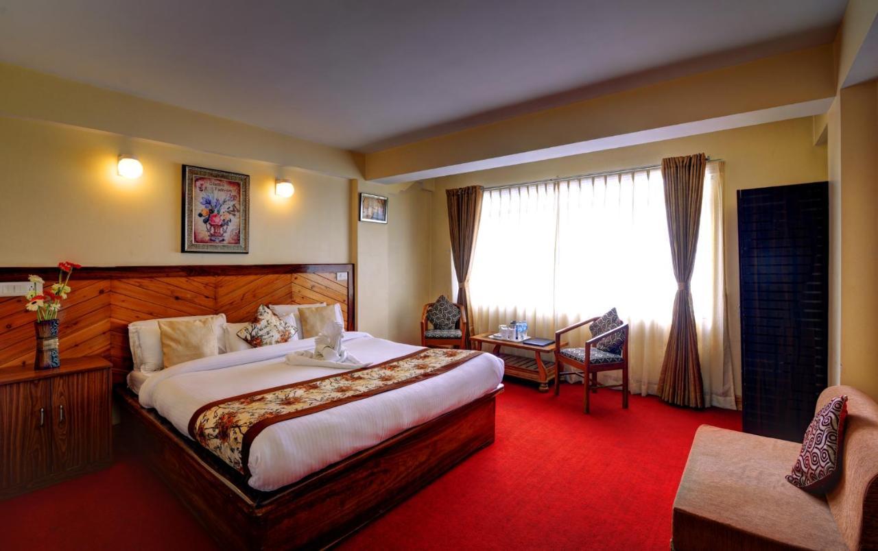 Hotel White Yak Дарджилинг Екстериор снимка